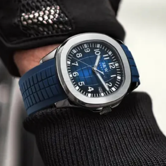 Vintage Fashion Week - I&W Mens Automatic Watches 42mm Square