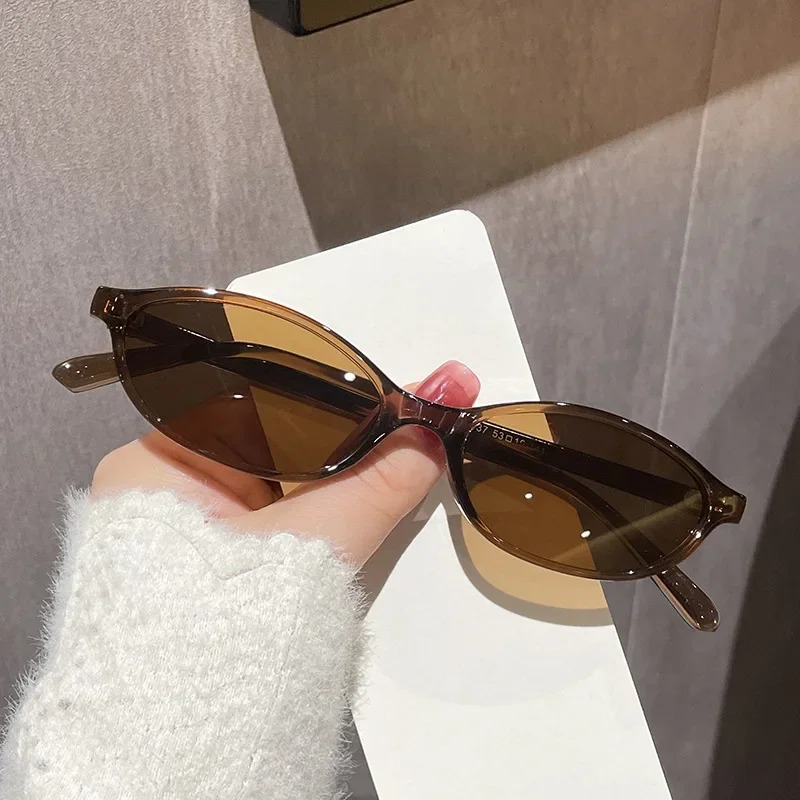 New Retro Sexy Cat Eye Sunglas - Vintage Fashion Streetwear recension och pris