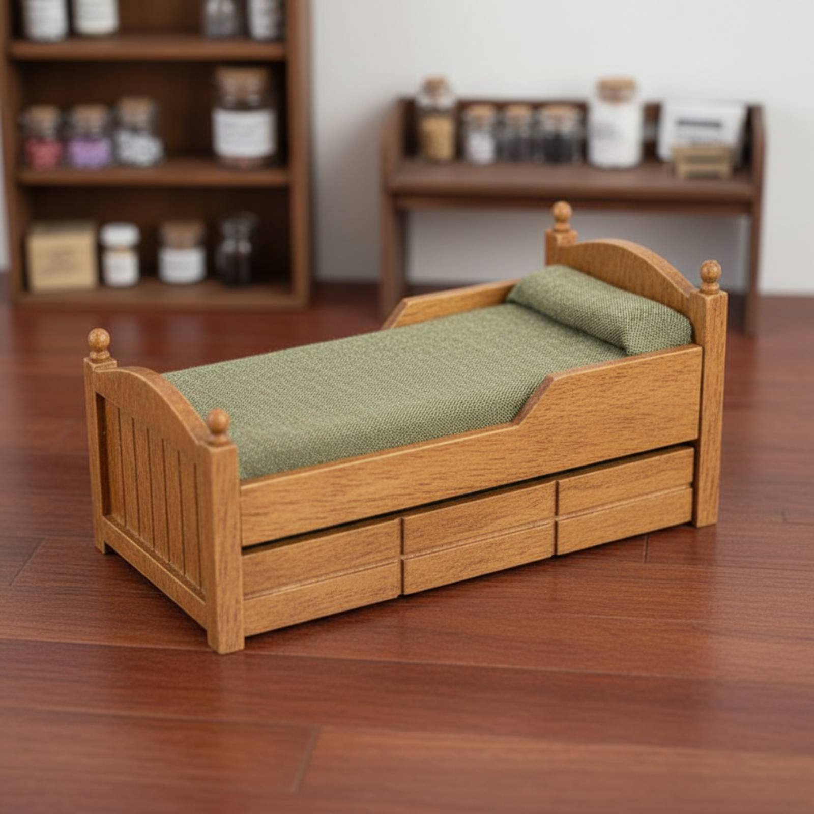 1:12 Scale Wooden Bed Handmade - Vintage Fashion Design recension och pris