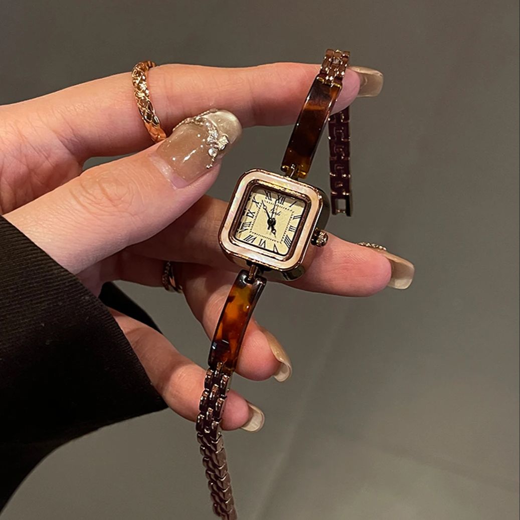 Luxury Vintage Women's Watches - Vintage Fashion Watches recension och pris