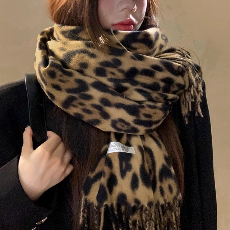 2025 New Retro Silk Leopard Pa - Vintage Fashion In 2025 recension och pris