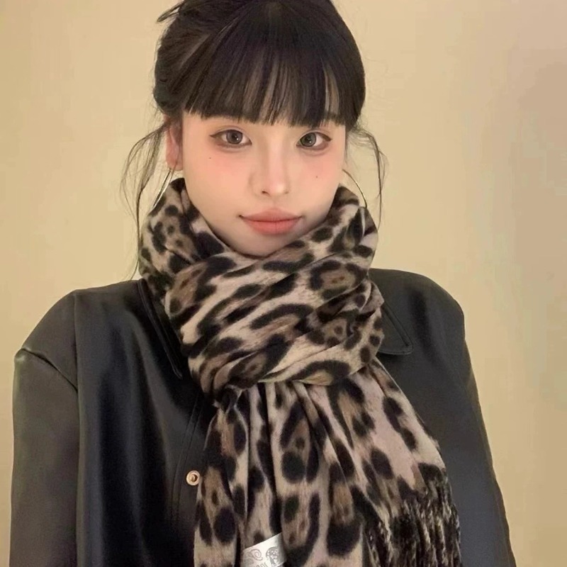 2025 New Retro Silk Leopard Pa - Vintage Fashion In 2025 recension och pris