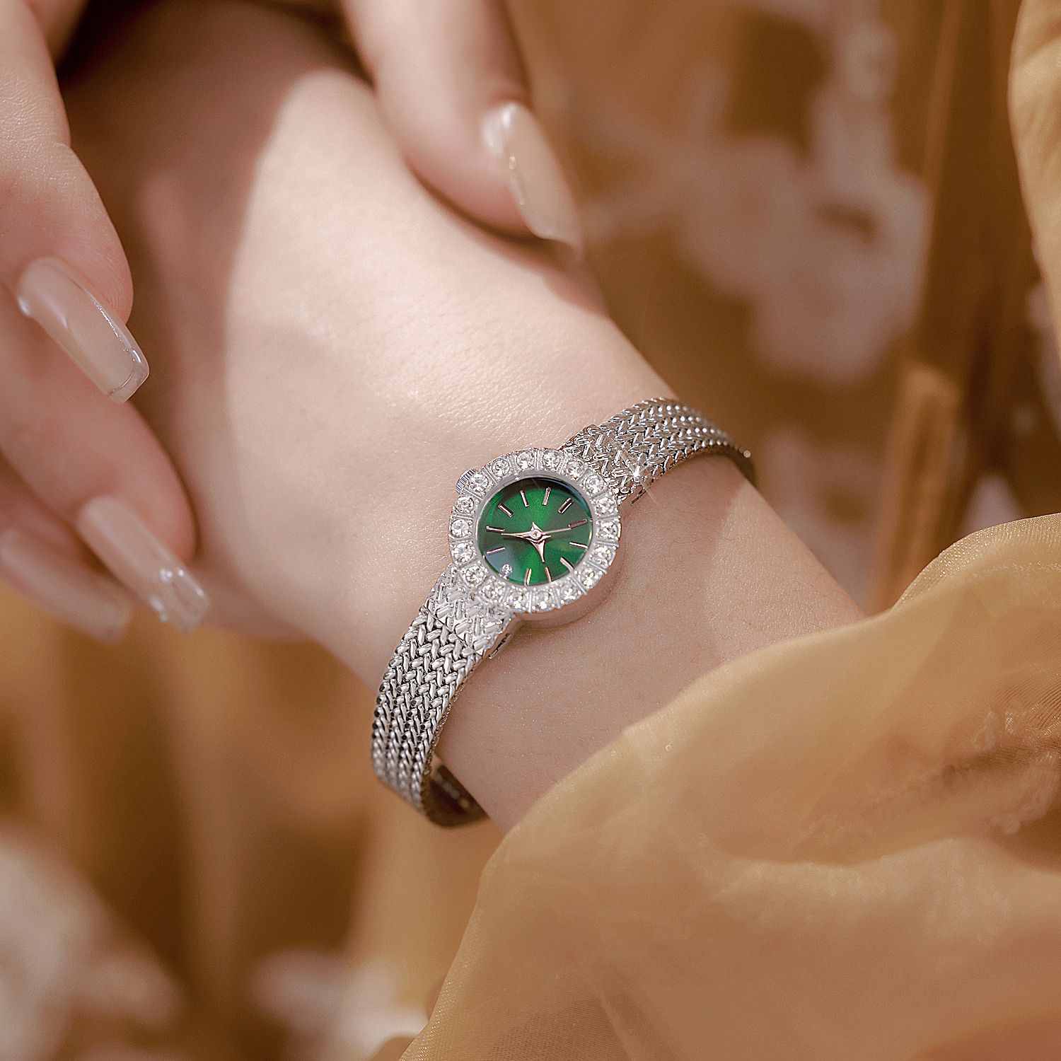 Vintage Women's Wristwatch Lux - Vintage Fashion Watches recension och pris