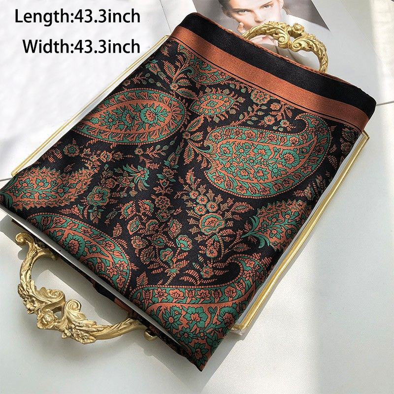 Paisley Print Square Scarf Vin - Vintage Fashion Patterns recension och pris
